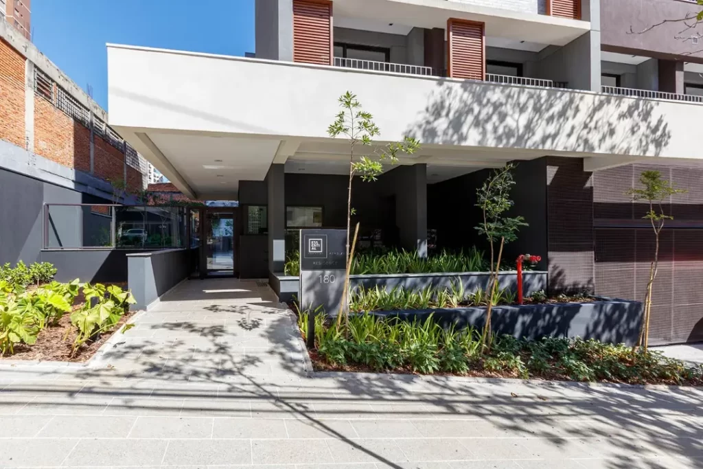 apartamento_essential_perdizes_sao_paulo_sp_galeria_portaria_residence_1x.webp